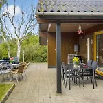 Naema - 500m From The Sea By Interhome