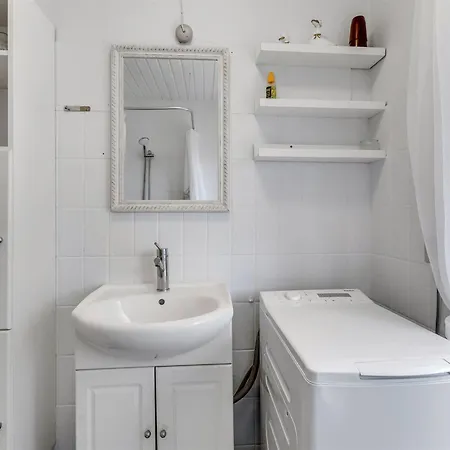 Naema - 500m From The Sea By Interhome * Laeso