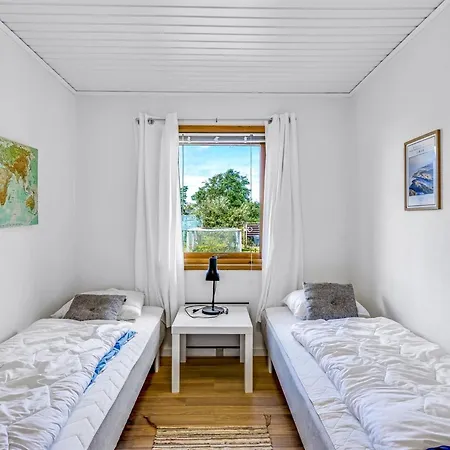Naema - 500m From The Sea By Interhome Osterby Havn