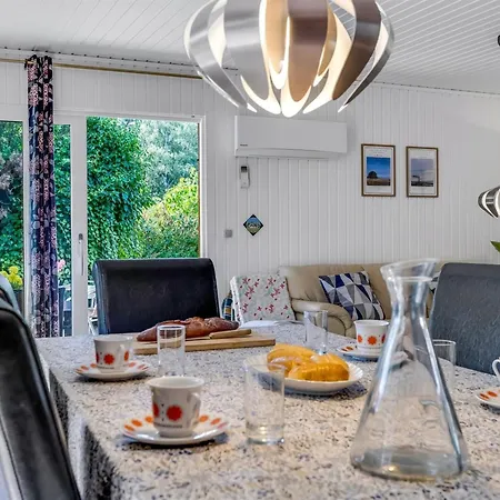 Naema - 500m From The Sea By Interhome *