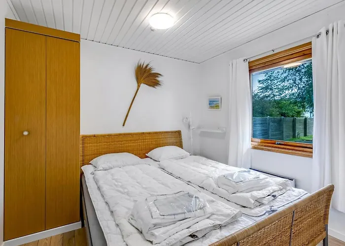 Naema - 500m From The Sea By Interhome *
